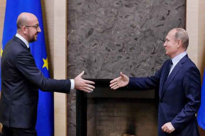 Путин обсудил с главой Евросовета ситуацию в Нагорном Карабахе

