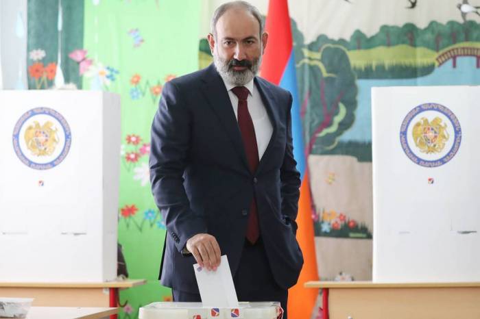 Партии Пашиняна не хватило на выборах 0,08% голосов для формирования правительства