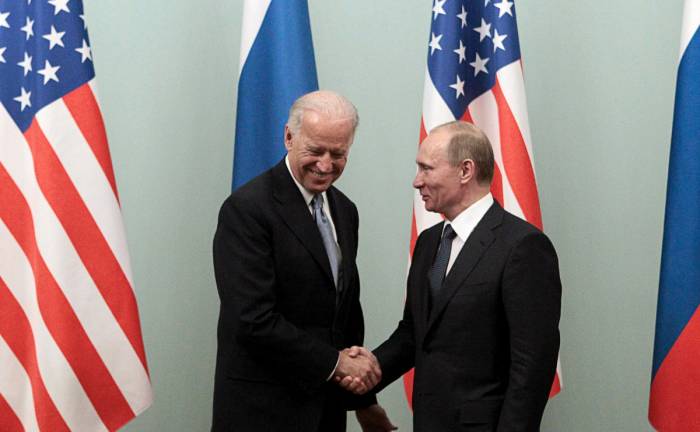 Псаки: Байден на встрече с Путиным поднимет все волнующие его темы
