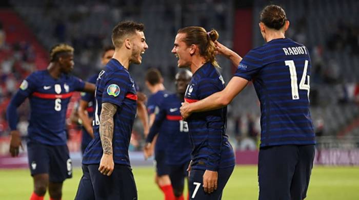 Французы не смогли победить венгров на чемпионате Европы по футболу
