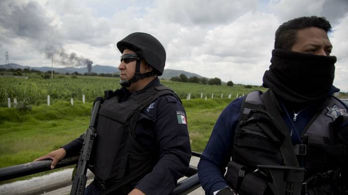 В Мексике в серии вооруженных нападений погибли 14 человек
