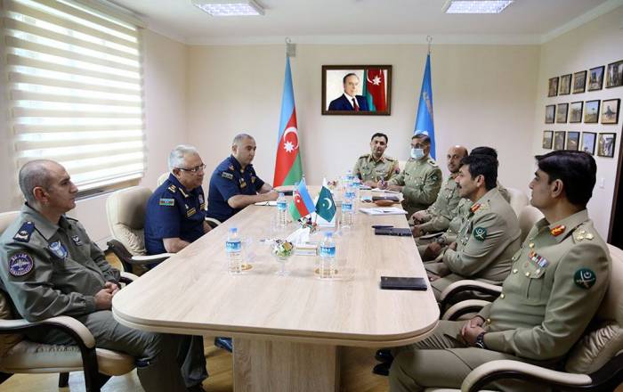 Азербайджан и Пакистан обсудили вопросы в сфере военной авиации