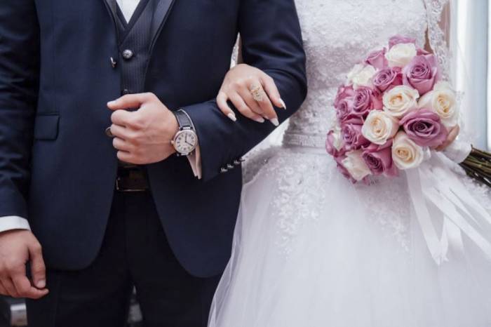 С 1 июля в Азербайджане разрешается проведение свадебных церемоний
