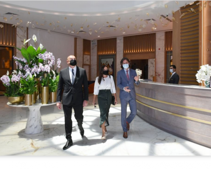 Ильхам Алиев на открытии в Баку отеля Intercontinental