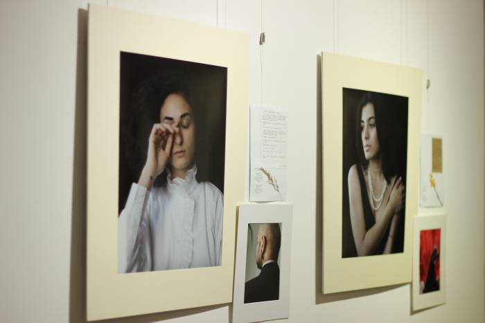 В Баку проходит выставка-фотопослание «a letter»