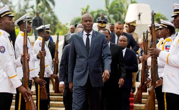 В убитого президента Гаити попало 12 пуль, в его охрану – ни одной
