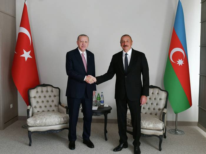 Президент Азербайджана посетит Турцию с визитом