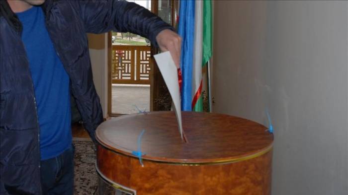 Выборы президента Узбекистана намечены на 24 октября
