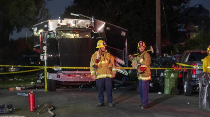В Лос-Анджелесе при взрыве пиротехнических изделий пострадали 16 человек