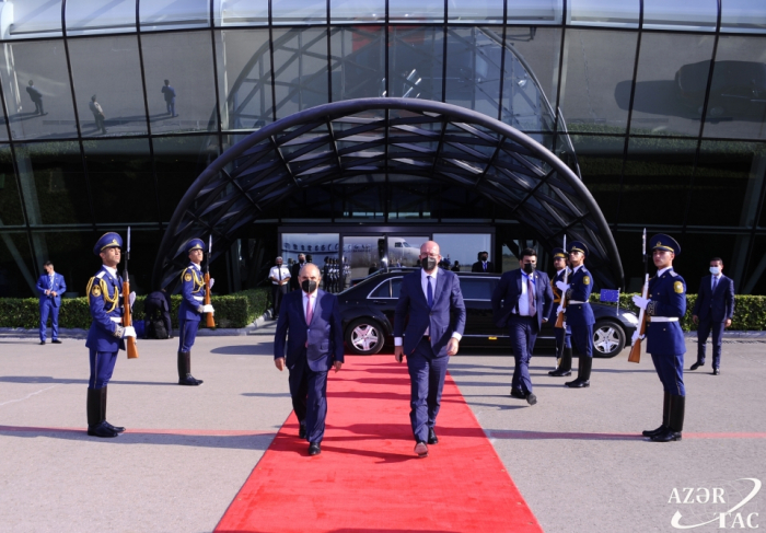 Завершен визит президента ЕС в Азербайджан 
