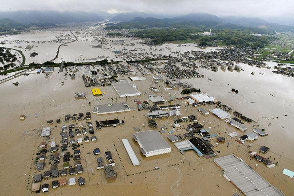 Сильных дожди в Японии: 6 погибших 
