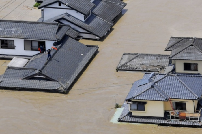 При наводнении в американском штате Теннесси погибли 10 человек
