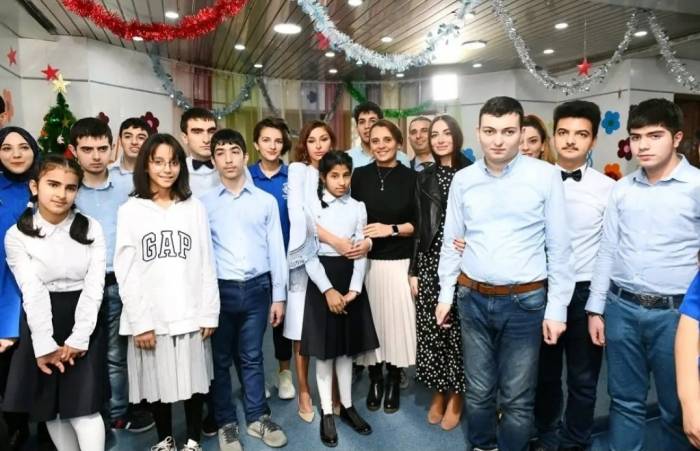 Мехрибан Алиева поблагодарила детей, страдающих аутизмом