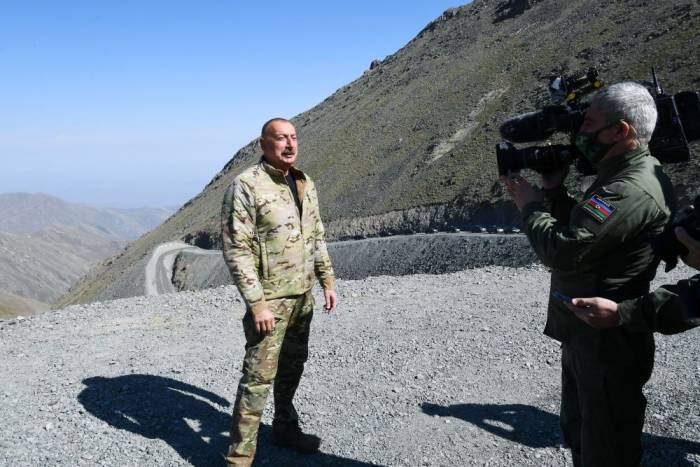 Президент: Армянский солдат - дезертир, трус
