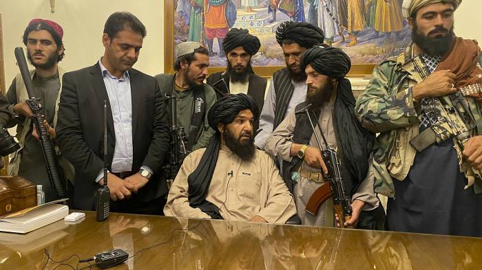 В "Талибане" объяснили запрет брить бороду