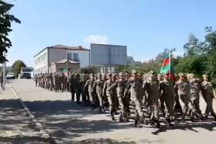 Военный марш в Шуше - ВИДЕО