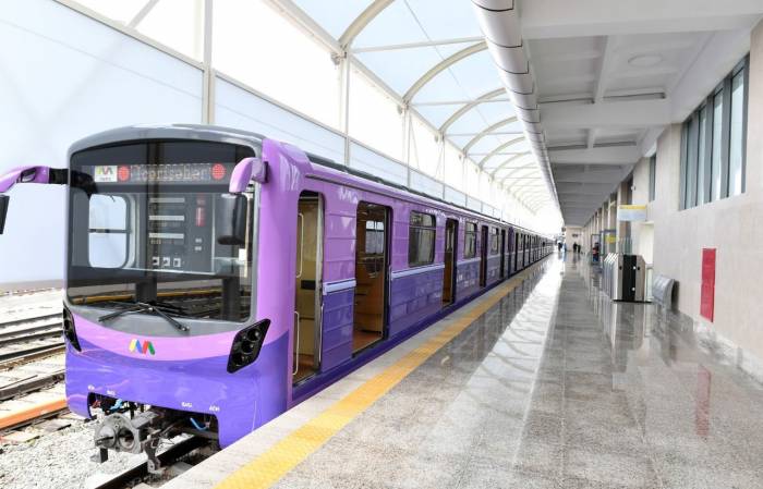 Наземная станция метро Баку сможет принимать составы из 7 вагонов
