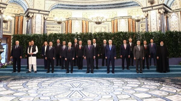 Иран стал членом ШОС на саммите в Душанбе