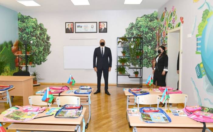 Ильхам Алиев посетил школу №307 - ФОТО 