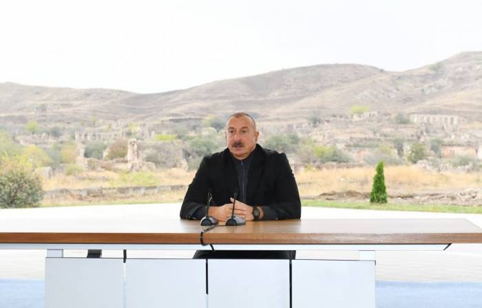 Ильхам Алиев: 4 октября - день освобождения Джебраила навсегда останется в нашей истории