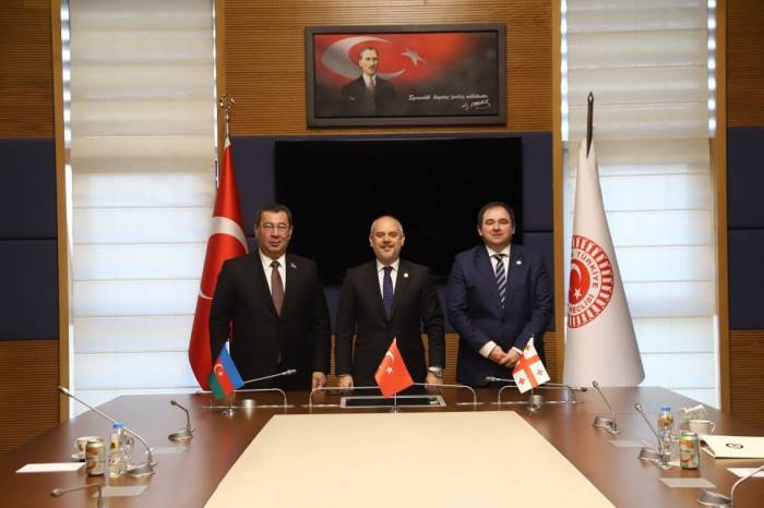 В Анкаре состоялась встреча председателей комитетов  Азербайджана, Турции и Грузии
