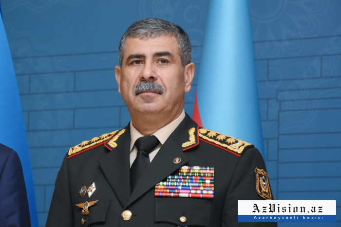 Министр обороны Азербайджана встретился с премьером Грузии