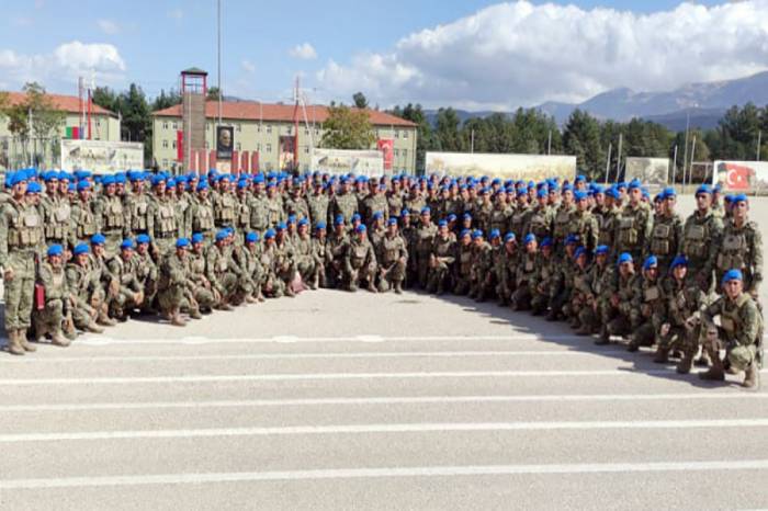 В Турции состоялась церемония выпуска участвовавших в курсах азербайджанских военнослужащих