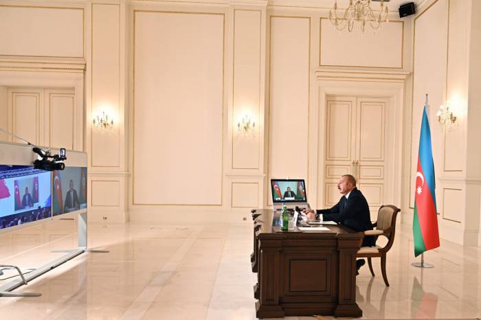 Президент: Азербайджан проводит абсолютно независимую внутреннюю и внешнюю политику
