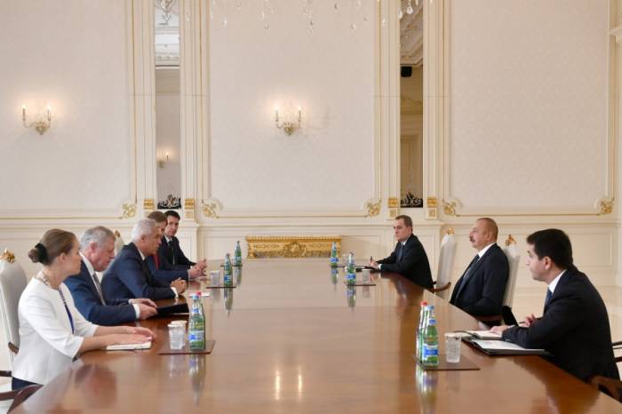 Ильхам Алиев принял министра иностранных дел Словакии
