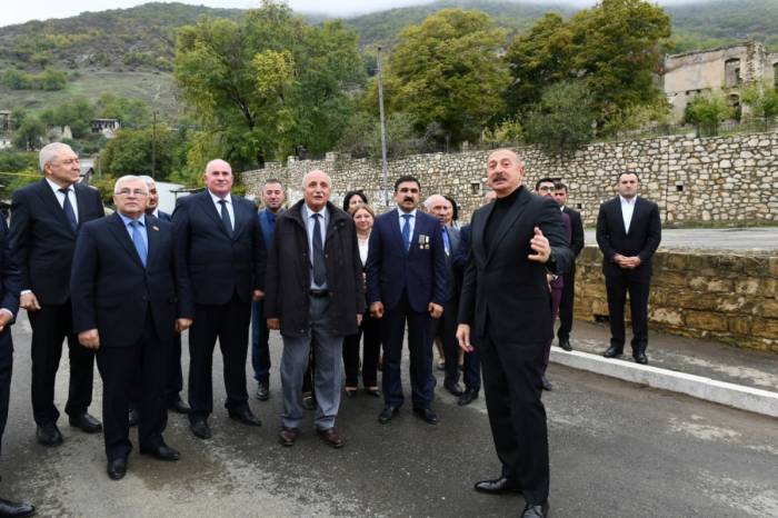 Ильхам Алиев посетил поселок Гадрут и село Туг Ходжавендского района