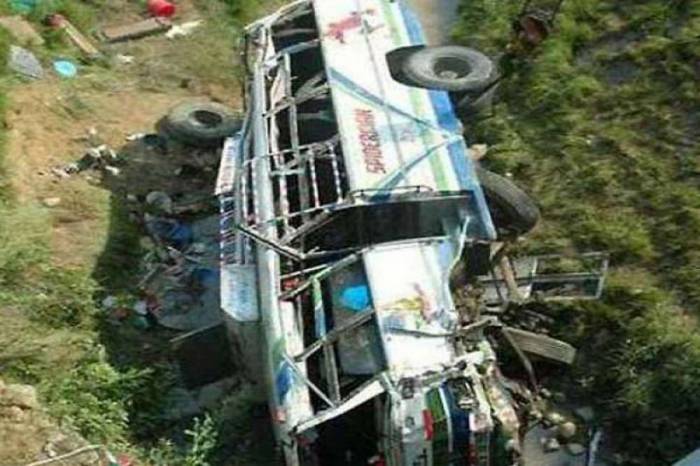 В Непале 28 человек погибли в ДТП с автобусом - ВИДЕО