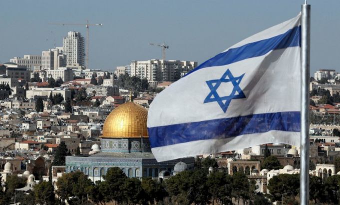 Израиль первым в мире закрыл границы из-за нового штамма COVID-19 «омикрон»