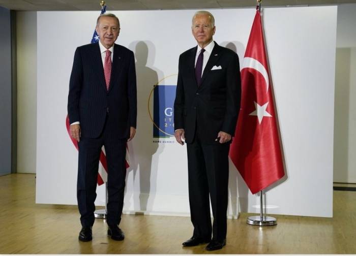 Эрдоган и Байден провели переговоры в Риме