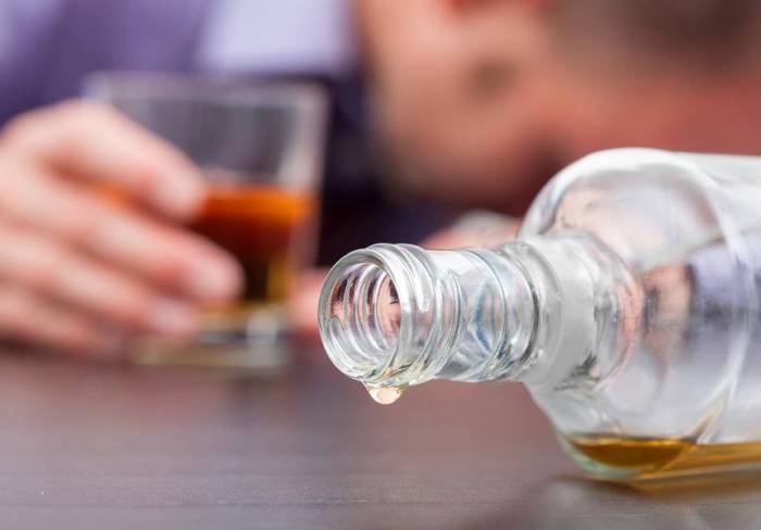Отравление алкоголем в России: скончались 34 человека