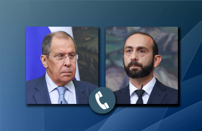 Главы МИД России и Армении обсудили ситуацию в Карабахе
