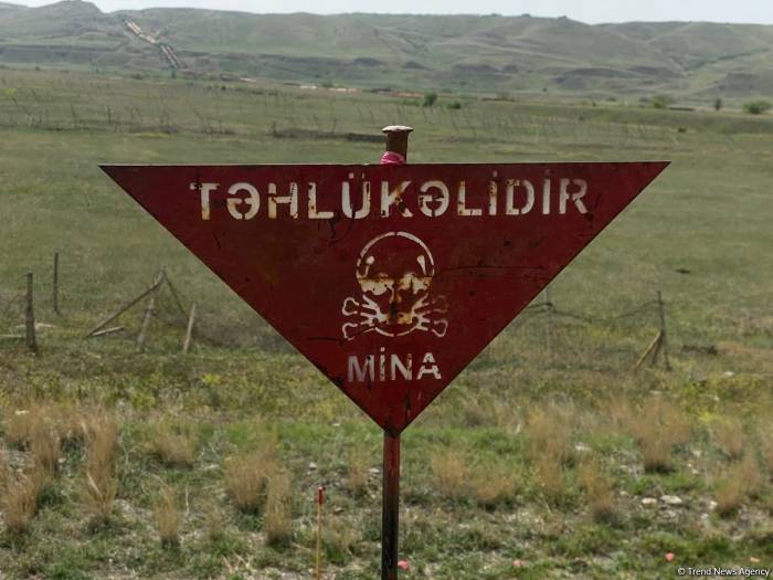 Азербайджанские военнослужащие подорвались на мине в Физули