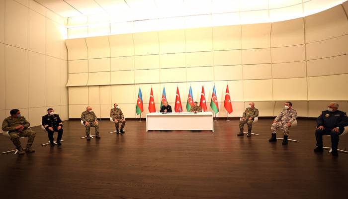 Состоялась совместная пресс-конференция министров обороны Азербайджана и Турции - ВИДЕО