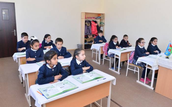 В Азербайджане в школах-интернатах обучаются около 5 тыс. учеников
