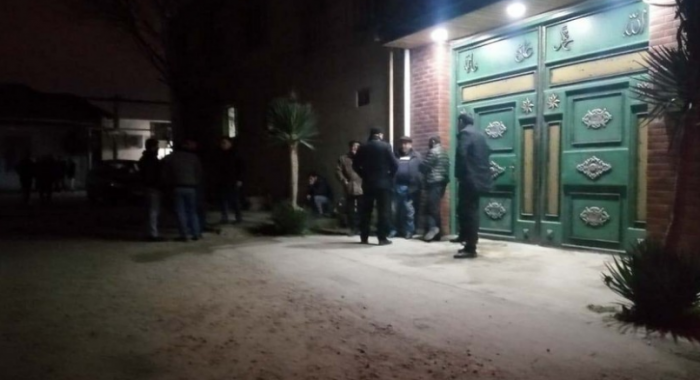 В Баку мужчина умер от огнестрельного ранения в голову
