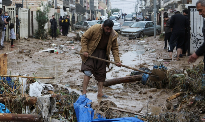 Наводнение на севере Ирака унесло несколько жизней

