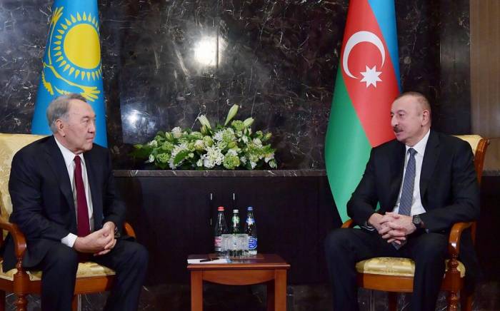 Нурсултан Назарбаев поздравил президента Азербайджана