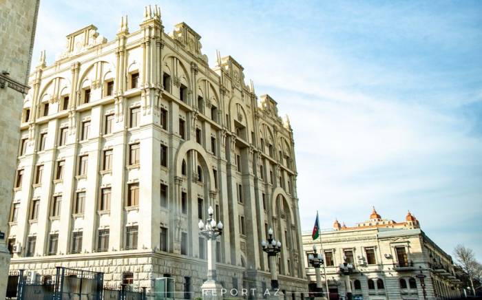 МВД: Назначена экспертиза в связи с массовым отравлением в Баку
