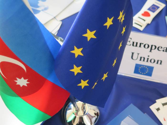 Баку и Брюссель: дружить можно и нужно, но только на расстоянии