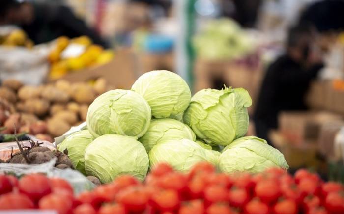 Продлен срок действия таможенных пошлин на импортируемые в Азербайджан фрукты и овощи
