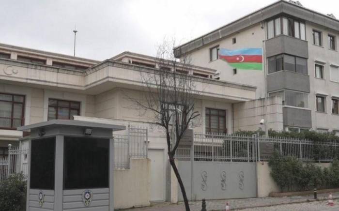 В Турции при ДТП погибли двое граждан Азербайджана
