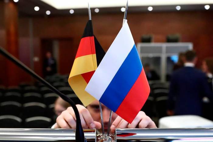 Россия высылает двух немецких дипломатов
