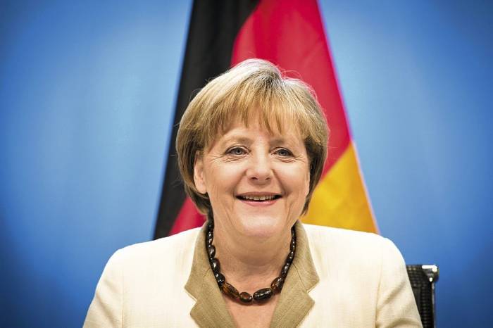 Меркель впервые публично поддержала Украину

