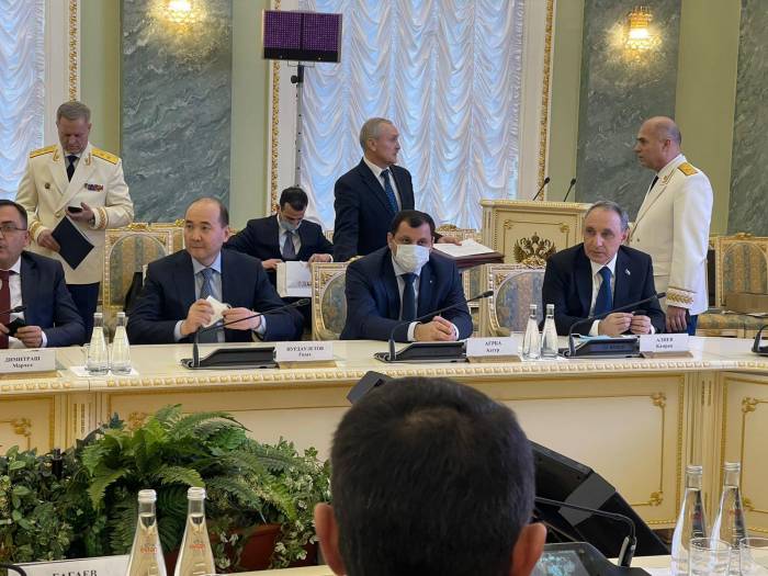 Владимир Путин принял генпрокурора Азербайджана в Москве