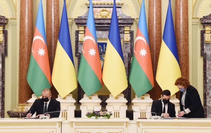 Новый этап в развитии отношений Азербайджана и Украины