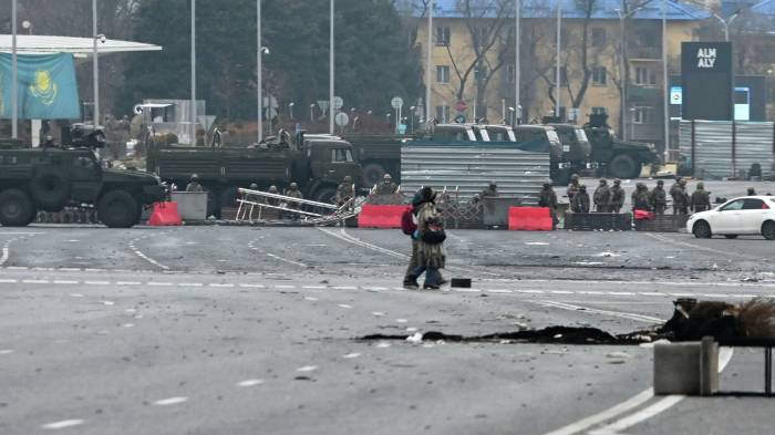 Бои в центре Алма-Аты: перестрелки продолжались всю ночь - ВИДЕО
